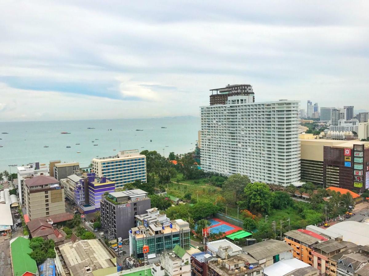 Apartmán The Base Highfl Seaview Pattaya Exteriér fotografie